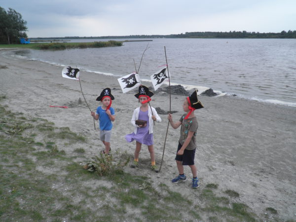 piraten kinderfeest spannend buiten activiteit verjaardag